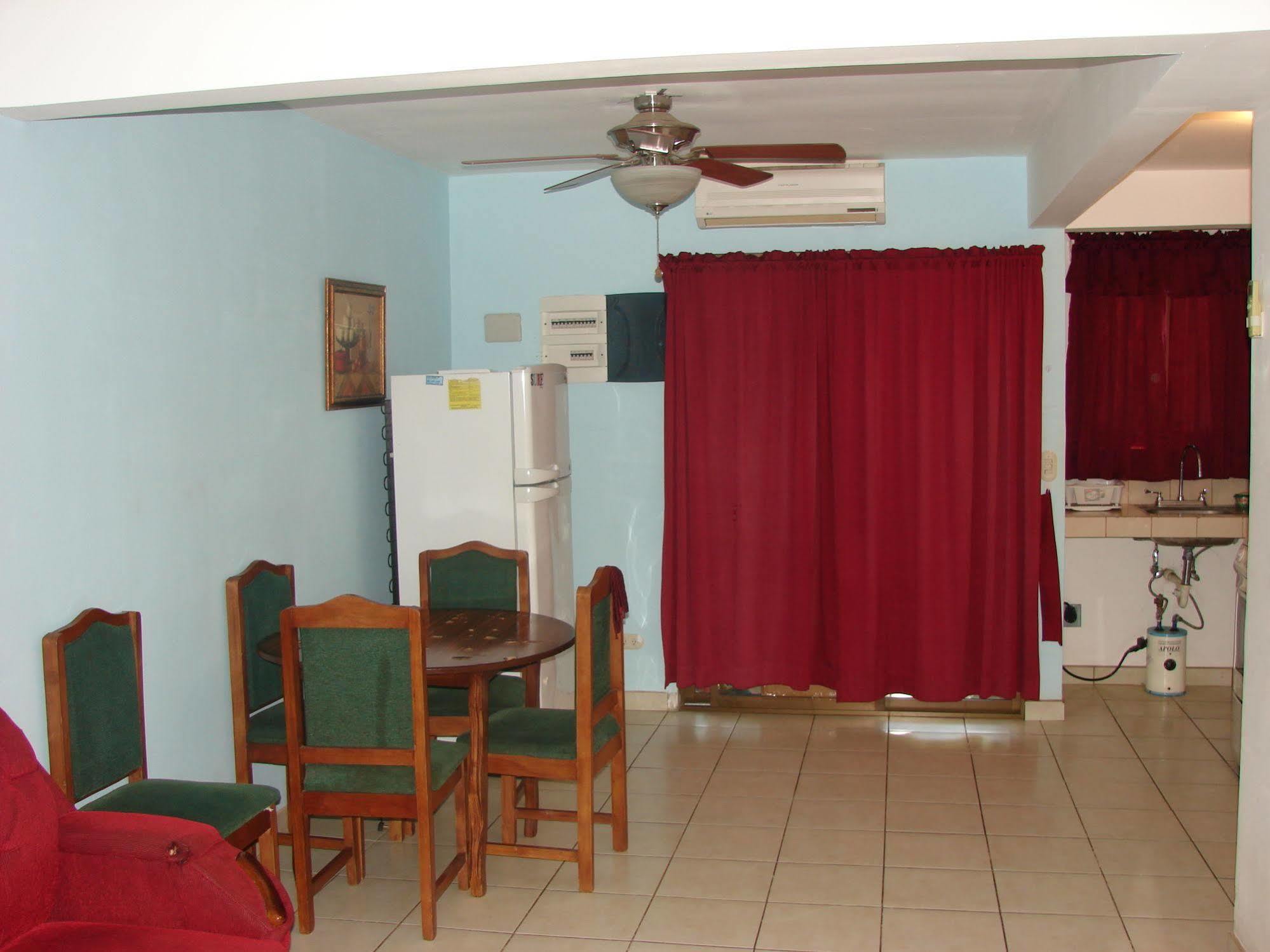 Villa Riviera 2 Bedroom Townhouse Playas del Coco Buitenkant foto