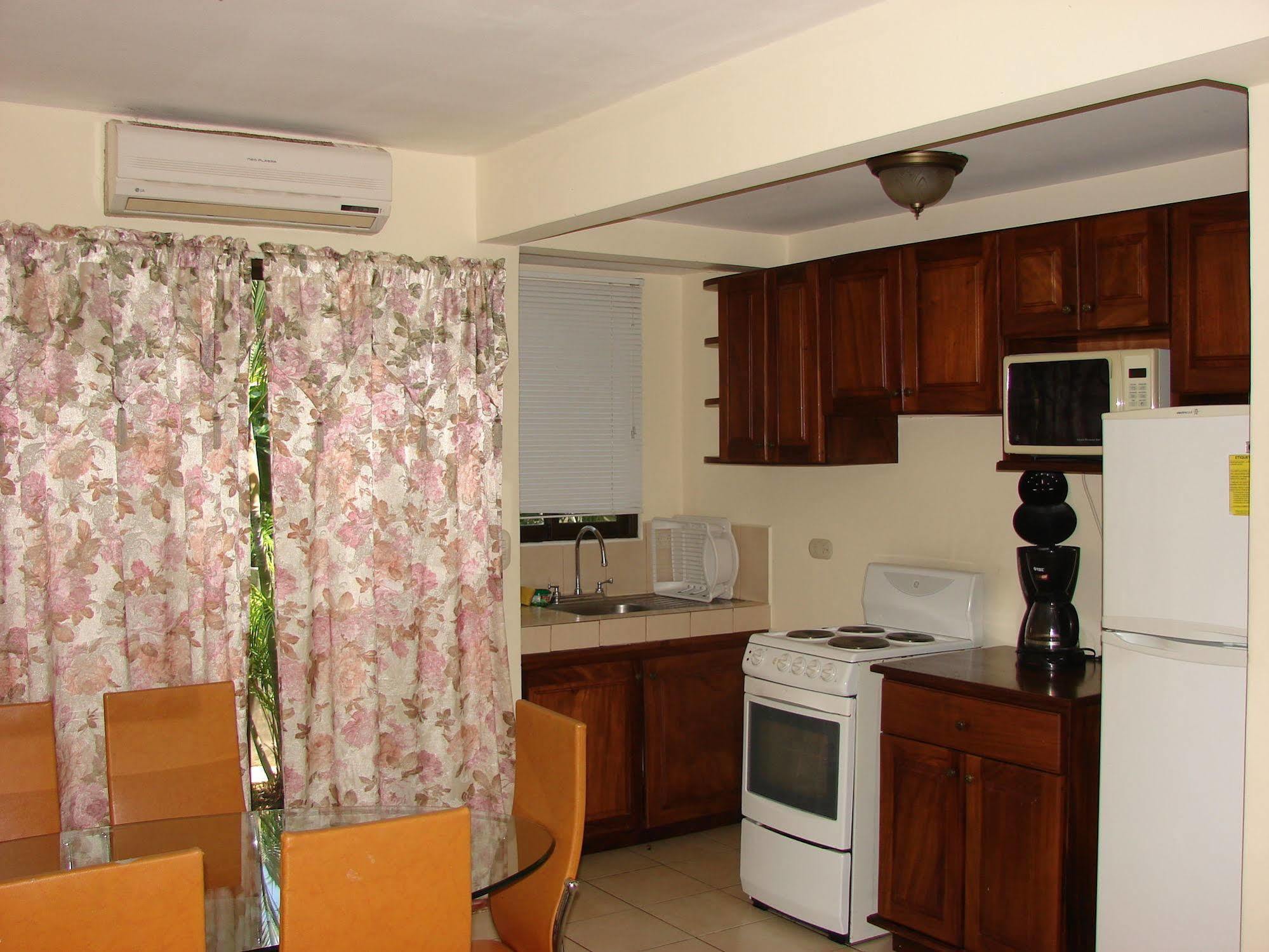 Villa Riviera 2 Bedroom Townhouse Playas del Coco Buitenkant foto