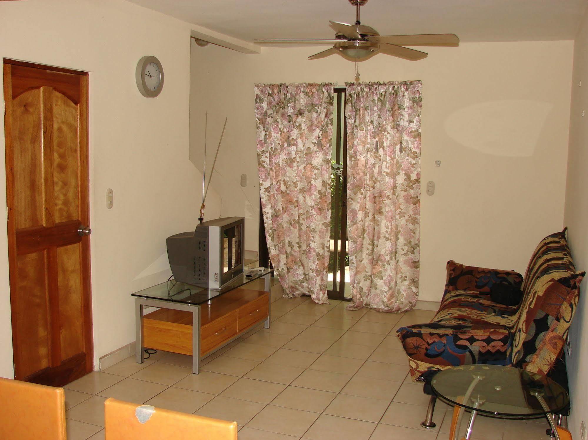 Villa Riviera 2 Bedroom Townhouse Playas del Coco Buitenkant foto