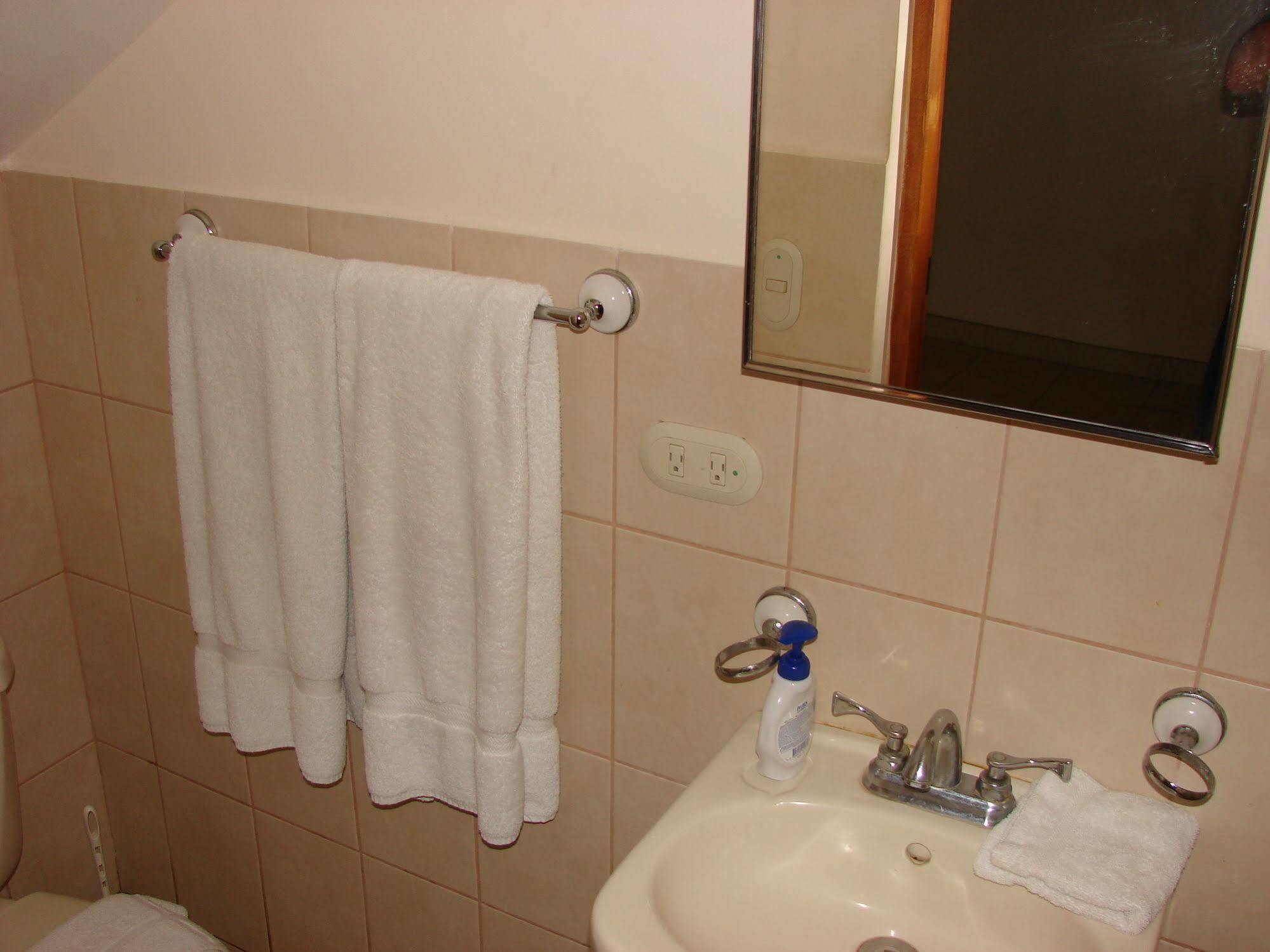 Villa Riviera 2 Bedroom Townhouse Playas del Coco Buitenkant foto