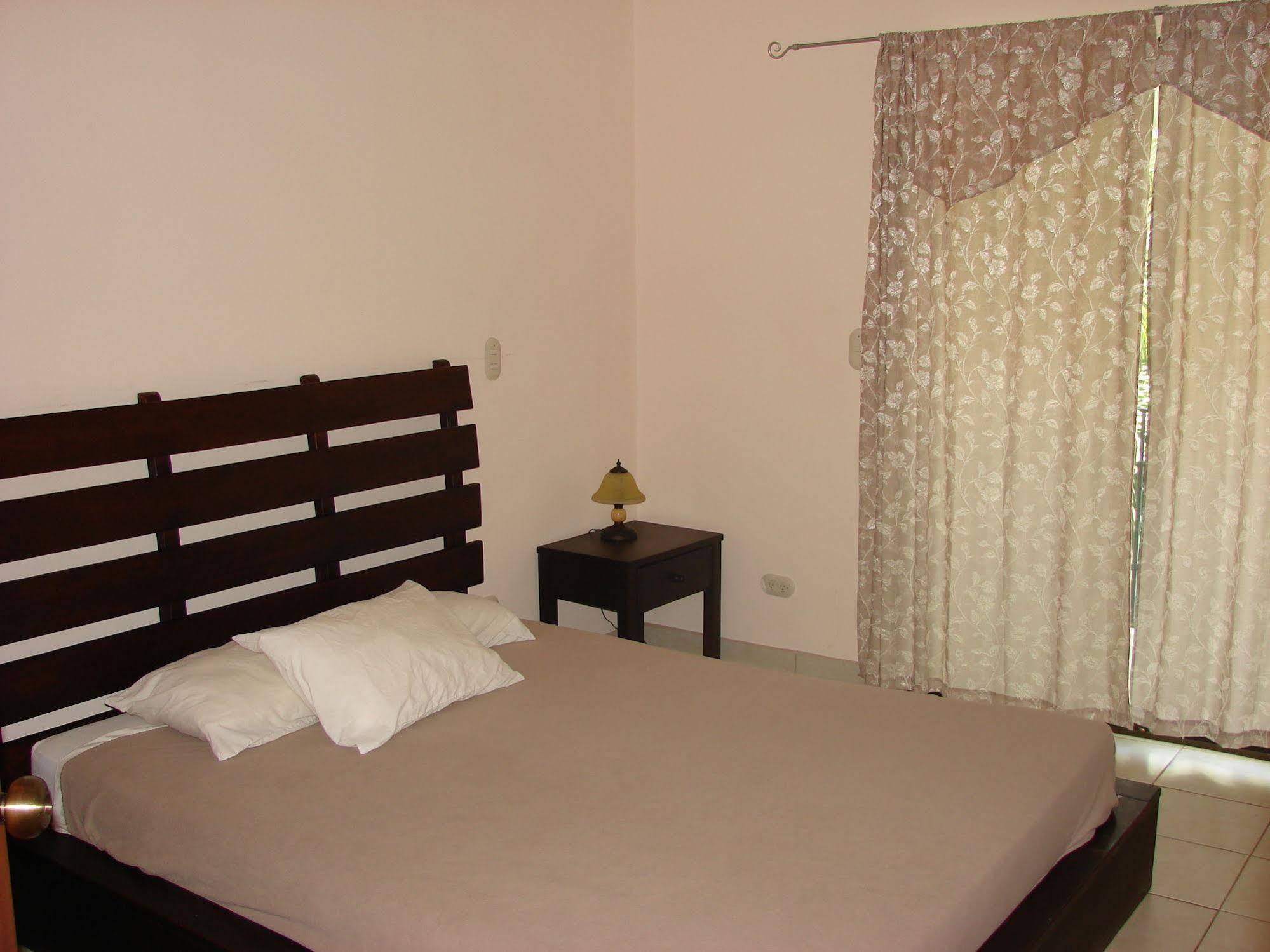 Villa Riviera 2 Bedroom Townhouse Playas del Coco Buitenkant foto