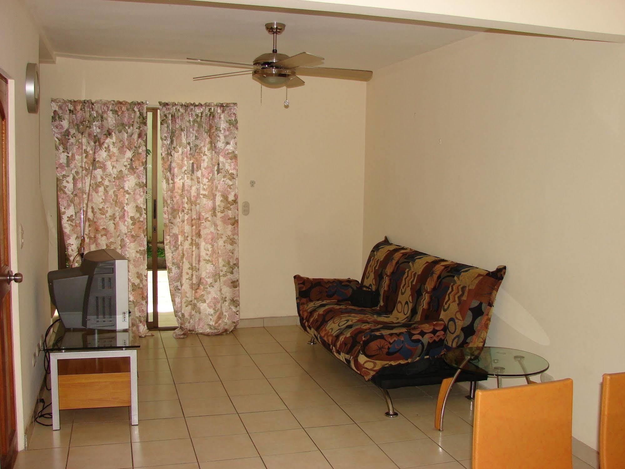 Villa Riviera 2 Bedroom Townhouse Playas del Coco Buitenkant foto