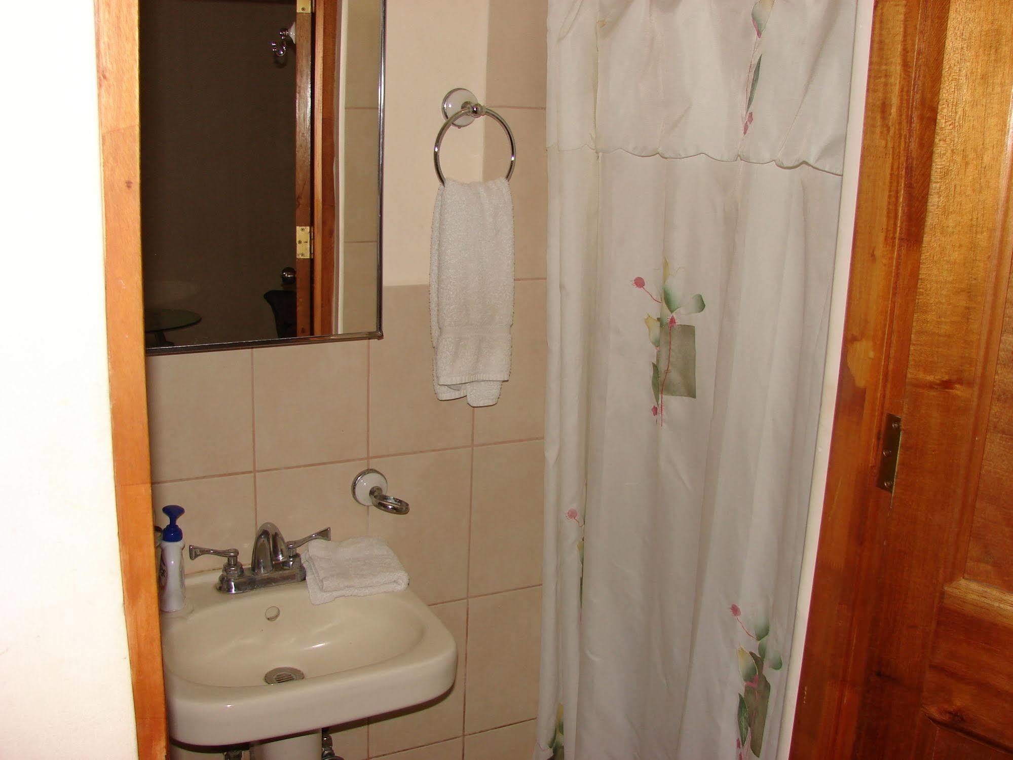 Villa Riviera 2 Bedroom Townhouse Playas del Coco Buitenkant foto